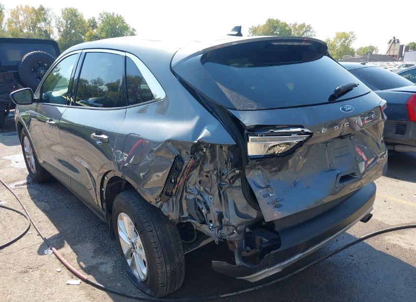 Photo 6 of 2022 Ford Escape SE (VIN 1FMCU9G68NUB50756)
