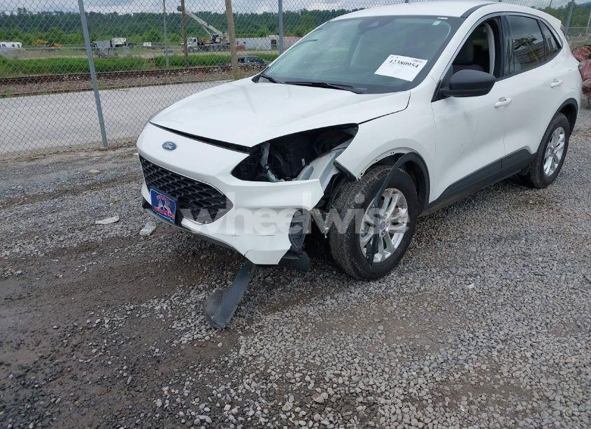 Photo 6 of 2022 Ford Escape SE (VIN 1FMCU9G68NUB99651)