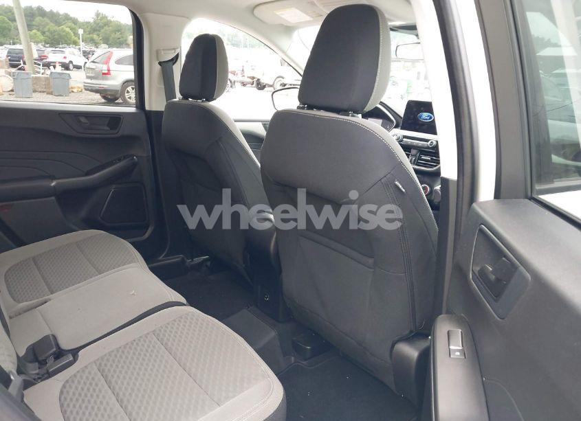 Photo 8 of 2022 Ford Escape SE (VIN 1FMCU9G68NUB99651)