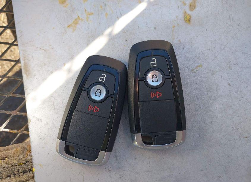 Photo 11 of 2020 Ford Escape SE (VIN 1FMCU9G69LUA51215)