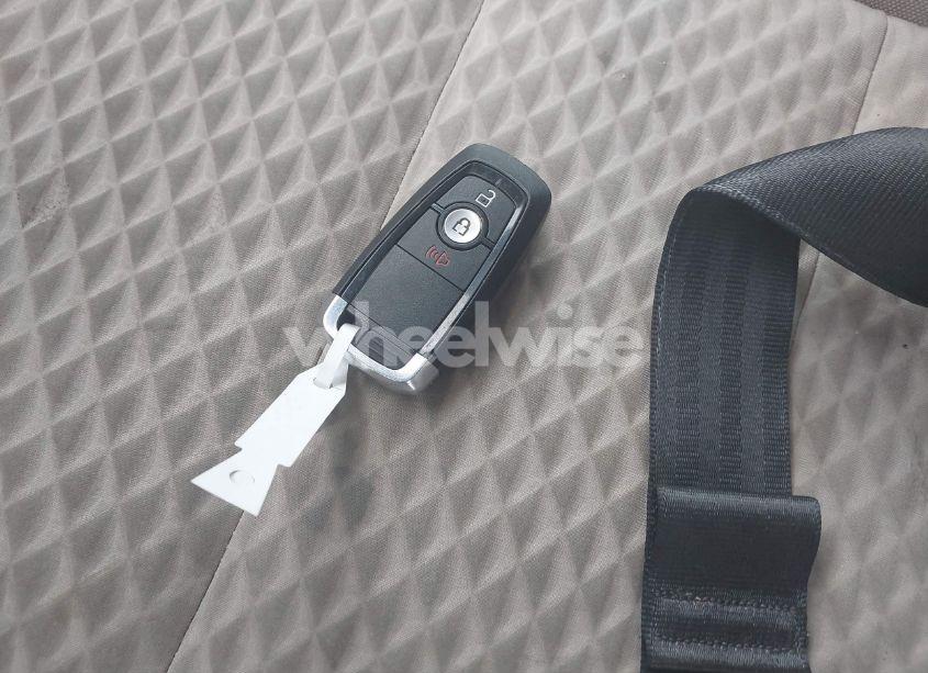 Photo 11 of 2020 Ford Escape SE (VIN 1FMCU9G69LUB27886)