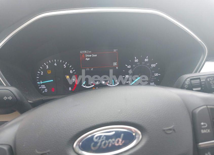 Photo 7 of 2020 Ford Escape SE (VIN 1FMCU9G69LUB27886)