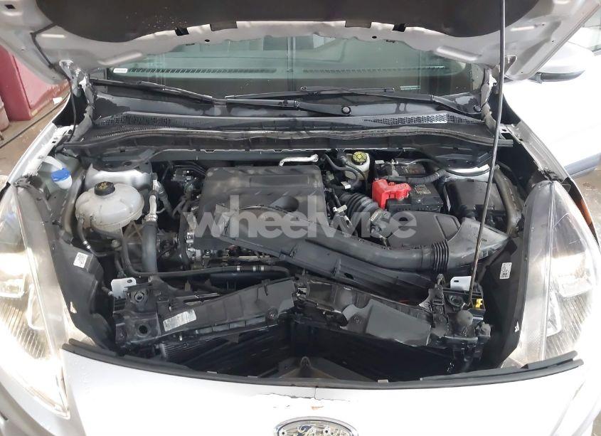 Photo 9 of 2020 Ford Escape SE (VIN 1FMCU9G69LUB67630)