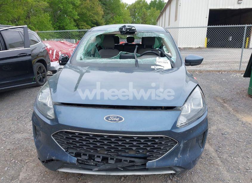 Photo 11 of 2020 Ford Escape SE (VIN 1FMCU9G69LUC37966)