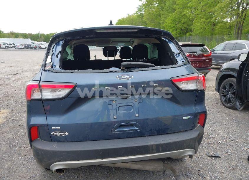 Photo 15 of 2020 Ford Escape SE (VIN 1FMCU9G69LUC37966)