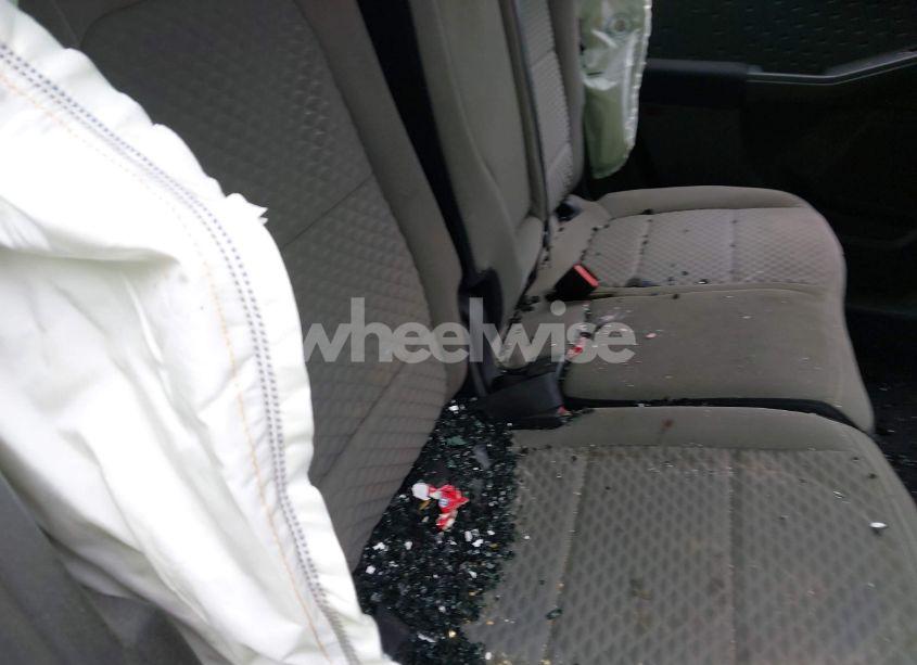 Photo 8 of 2020 Ford Escape SE (VIN 1FMCU9G69LUC37966)