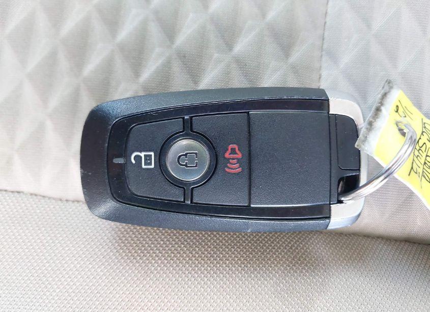 Photo 11 of 2020 Ford Escape SE (VIN 1FMCU9G69LUC54413)