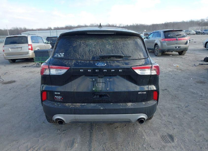 Photo 15 of 2020 Ford Escape SE (VIN 1FMCU9G69LUC73902)