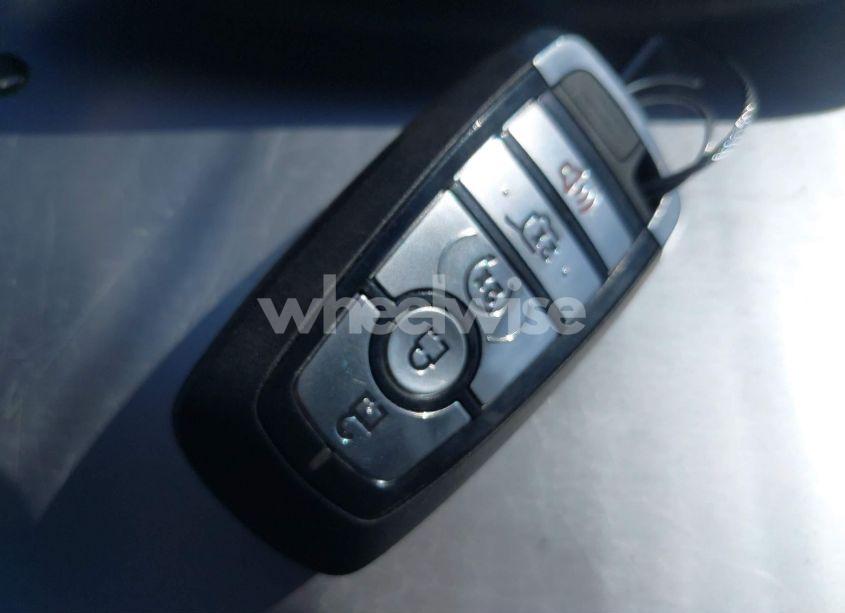 Photo 11 of 2021 Ford Escape SE (VIN 1FMCU9G69MUA05952)