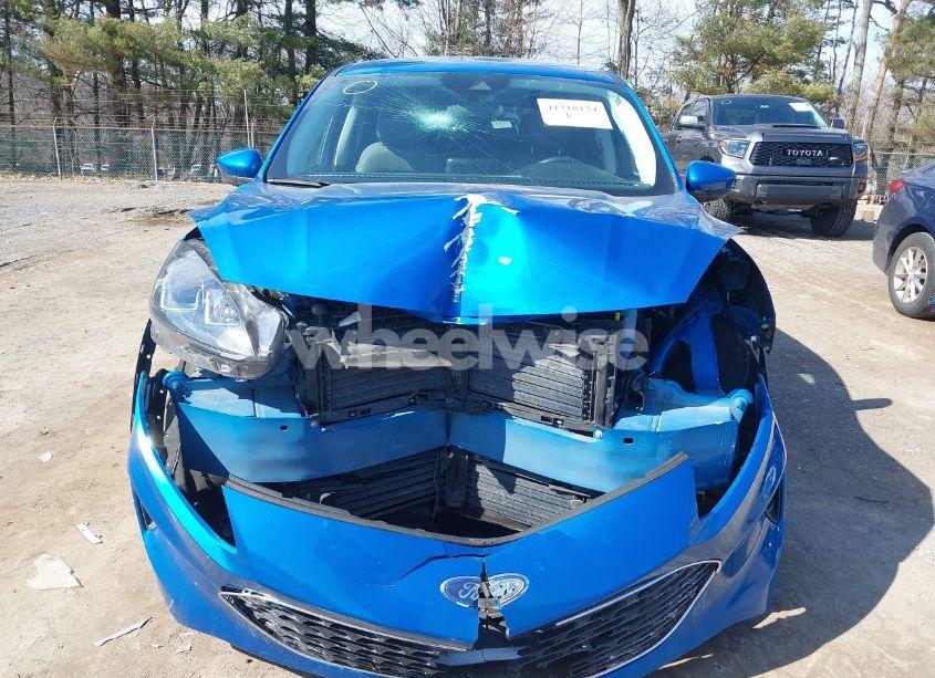 Photo 13 of 2021 Ford Escape SE (VIN 1FMCU9G69MUA05952)