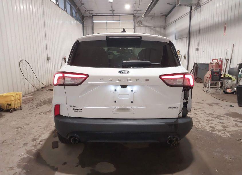 Photo 16 of 2021 Ford Escape SE (VIN 1FMCU9G69MUA20757)