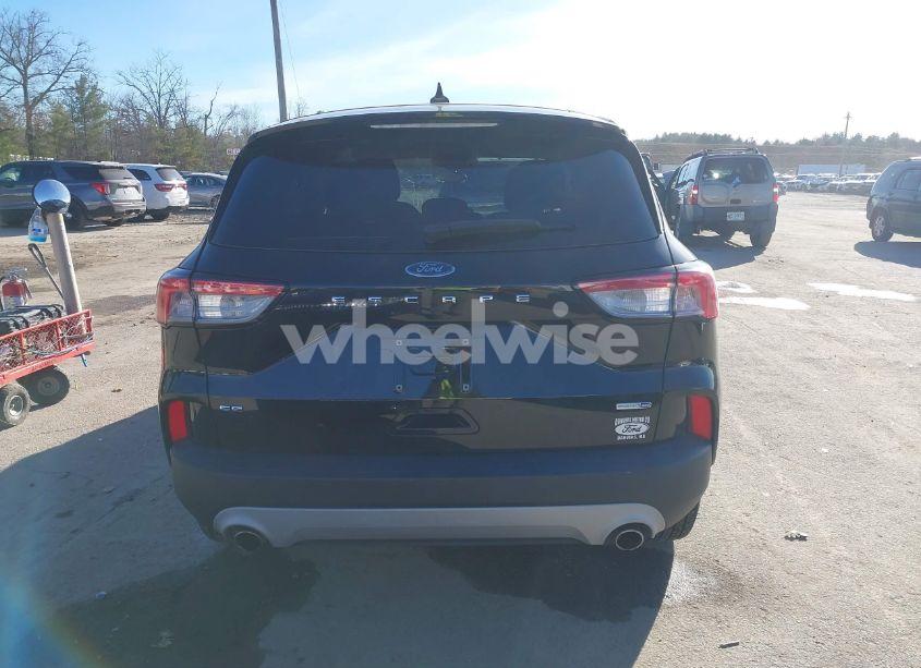 Photo 16 of 2020 Ford Escape SE (VIN 1FMCU9G6XLUA89925)