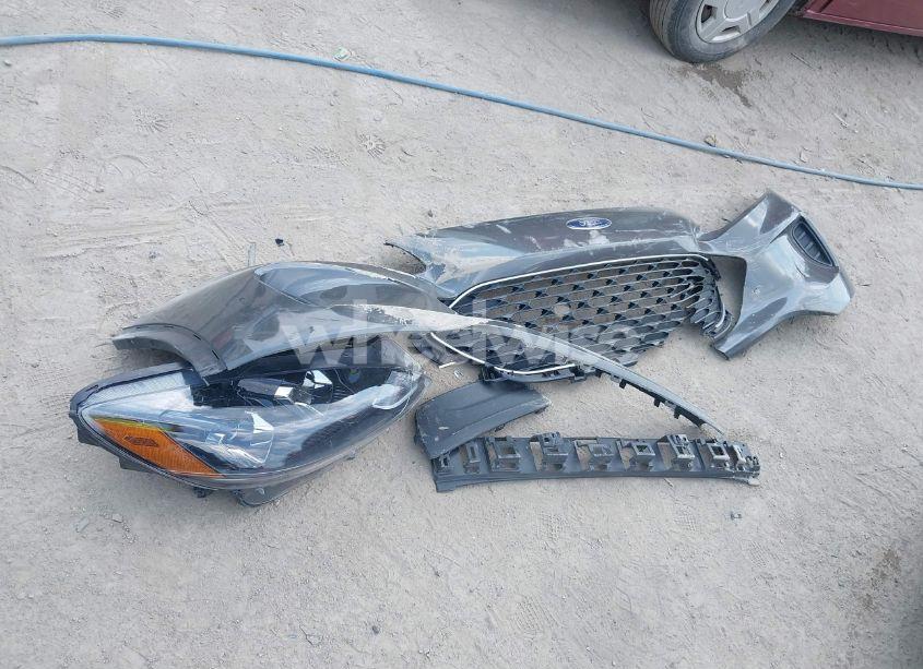 Photo 12 of 2020 Ford Escape SE (VIN 1FMCU9G6XLUC23154)