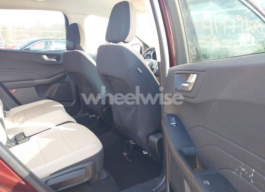 Photo 8 of 2021 Ford Escape SE (VIN 1FMCU9G6XMUA39981)