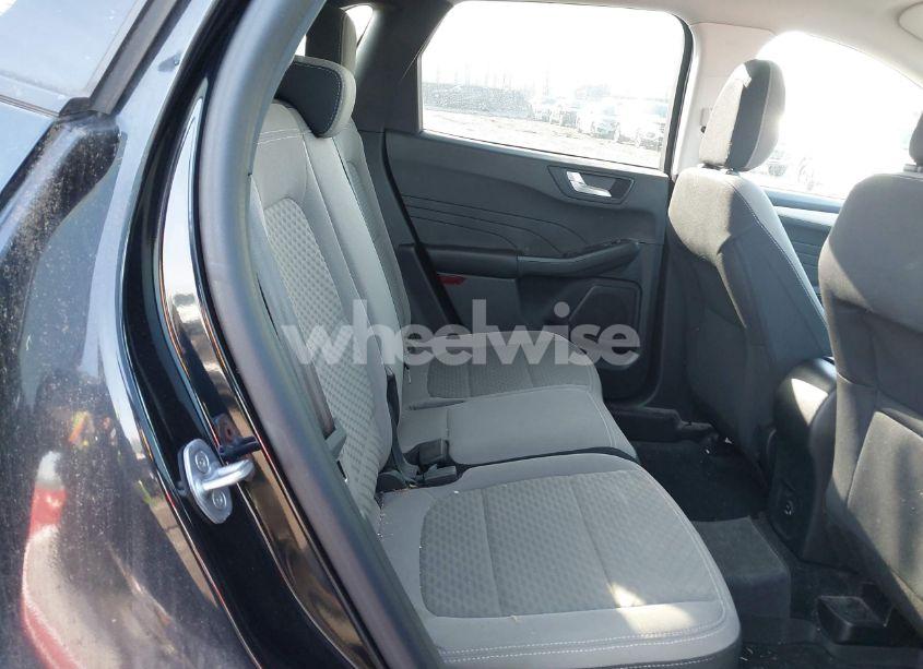 Photo 8 of 2021 Ford Escape SE (VIN 1FMCU9G6XMUA98593)