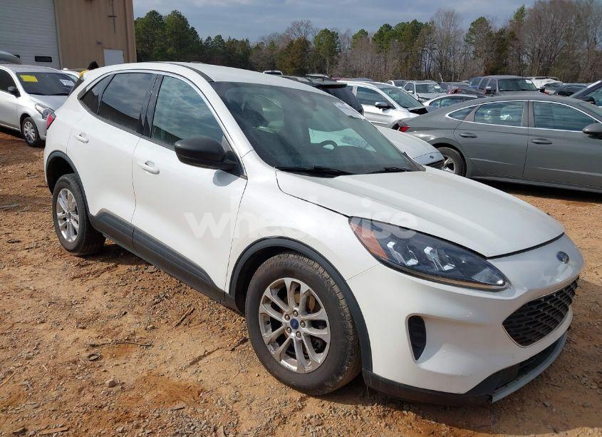 2022 Ford Escape SE (VIN 1FMCU9G6XNUA60900) main photo