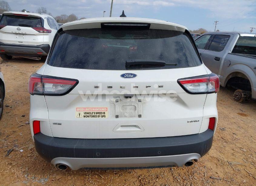 Photo 15 of 2022 Ford Escape SE (VIN 1FMCU9G6XNUA60900)