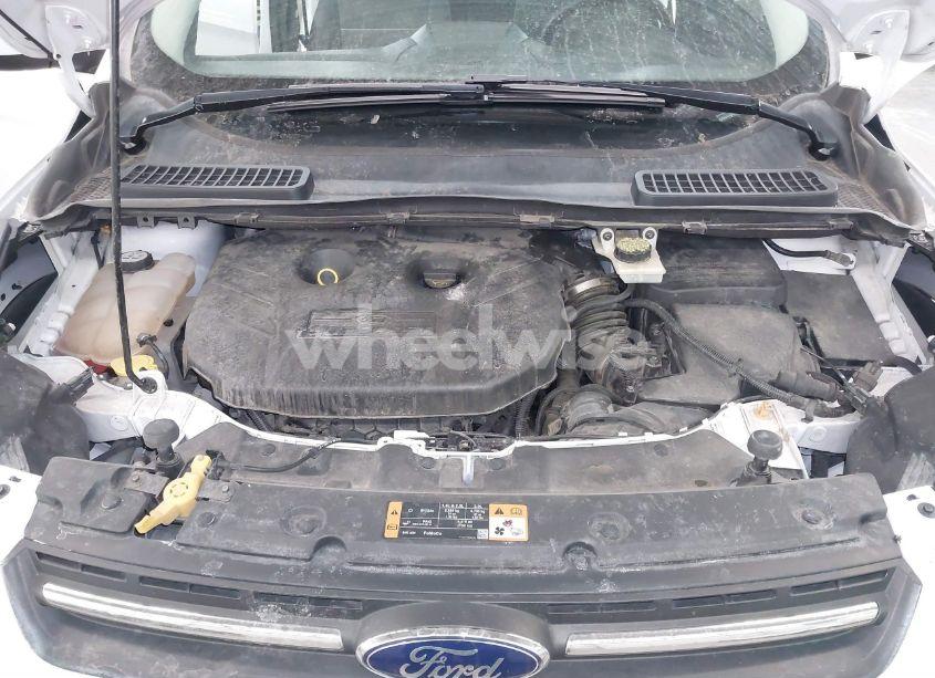 Photo 10 of 2013 Ford Escape SE (VIN 1FMCU9G90DUC32392)