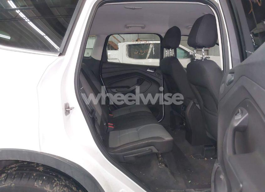 Photo 8 of 2013 Ford Escape SE (VIN 1FMCU9G90DUC32392)