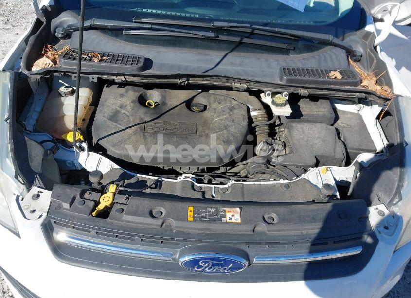 Photo 10 of 2013 Ford Escape SE (VIN 1FMCU9G90DUC79227)