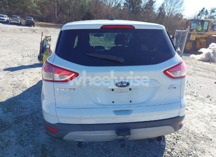 Photo 16 of 2013 Ford Escape SE (VIN 1FMCU9G90DUC79227)
