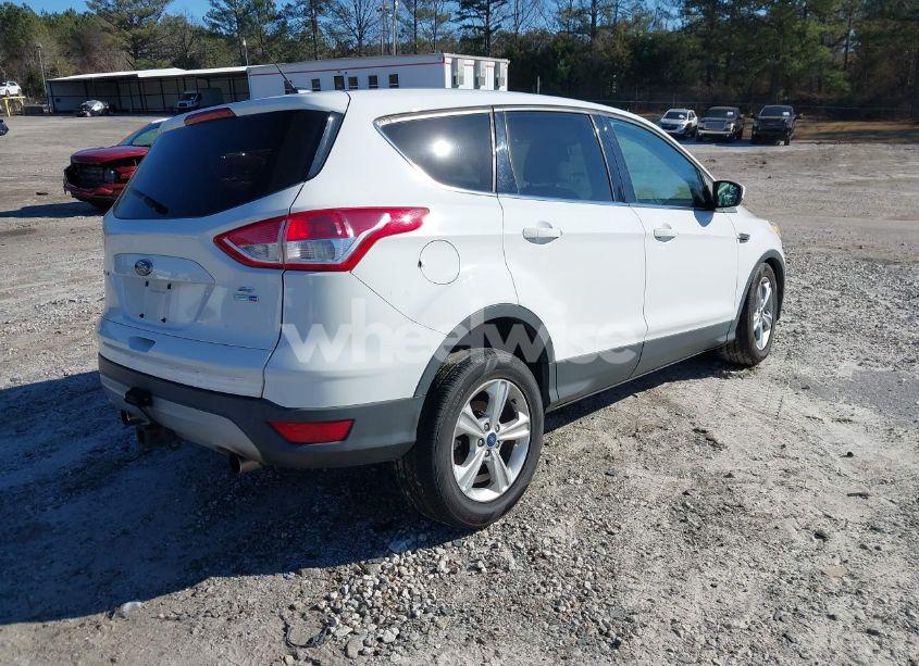 Photo 4 of 2013 Ford Escape SE (VIN 1FMCU9G90DUC79227)