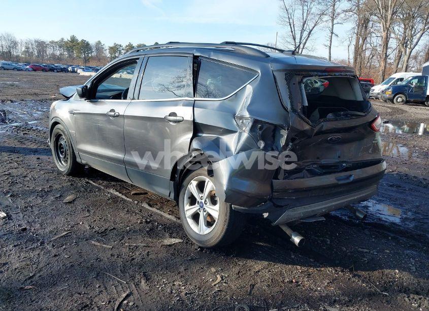 Photo 3 of 2013 Ford Escape SE (VIN 1FMCU9G90DUC96447)