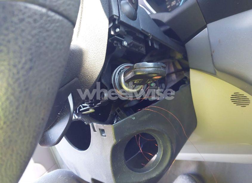 Photo 6 of 2013 Ford Escape SE (VIN 1FMCU9G90DUD06930)