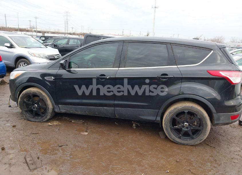 Photo 15 of 2014 Ford Escape SE (VIN 1FMCU9G90EUA14390)