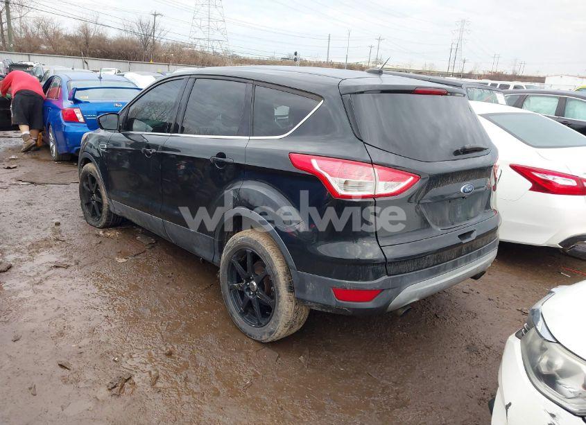 Photo 3 of 2014 Ford Escape SE (VIN 1FMCU9G90EUA14390)