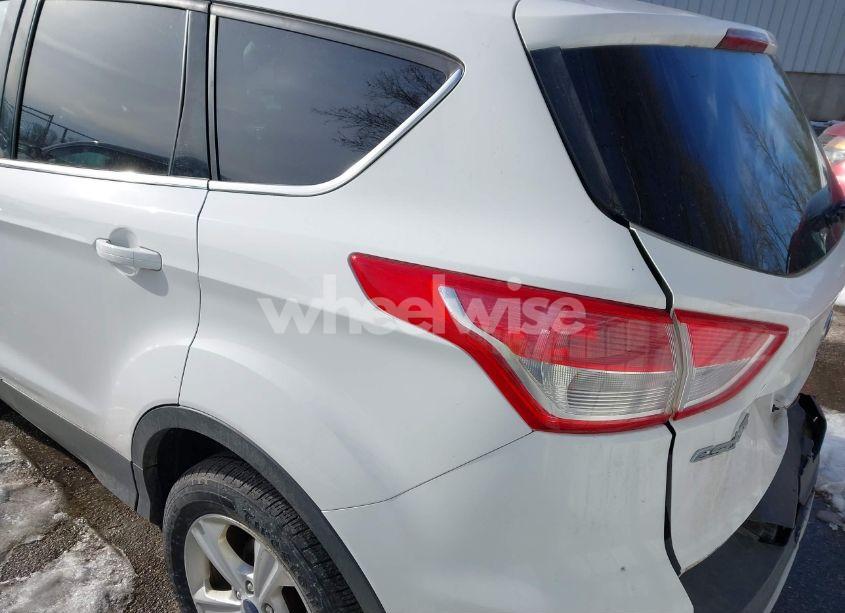 Photo 3 of 2014 Ford Escape SE (VIN 1FMCU9G90EUD45874)