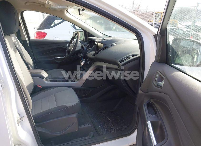 Photo 5 of 2014 Ford Escape SE (VIN 1FMCU9G90EUD45874)