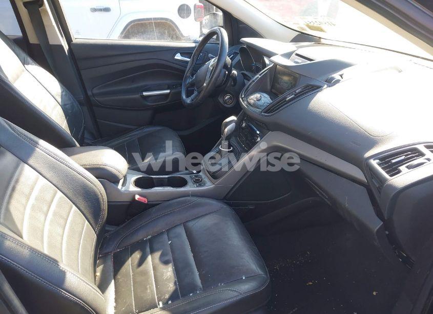 Photo 5 of 2014 Ford Escape SE (VIN 1FMCU9G90EUE19441)