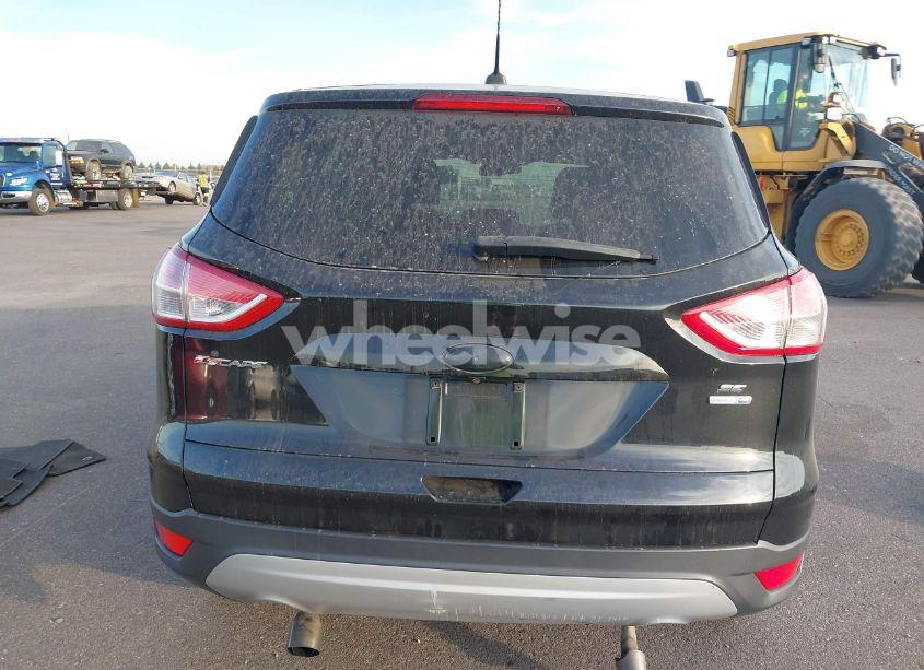 Photo 16 of 2015 Ford Escape SE (VIN 1FMCU9G90FUA89818)