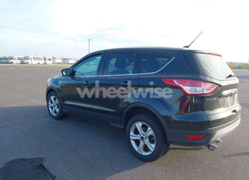 Photo 3 of 2015 Ford Escape SE (VIN 1FMCU9G90FUA89818)