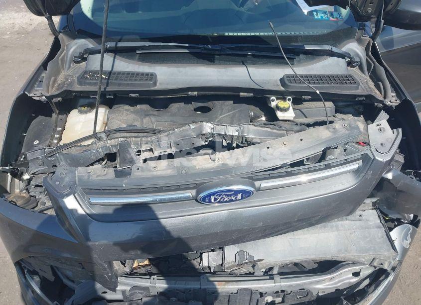 Photo 10 of 2015 Ford Escape SE (VIN 1FMCU9G90FUB15947)