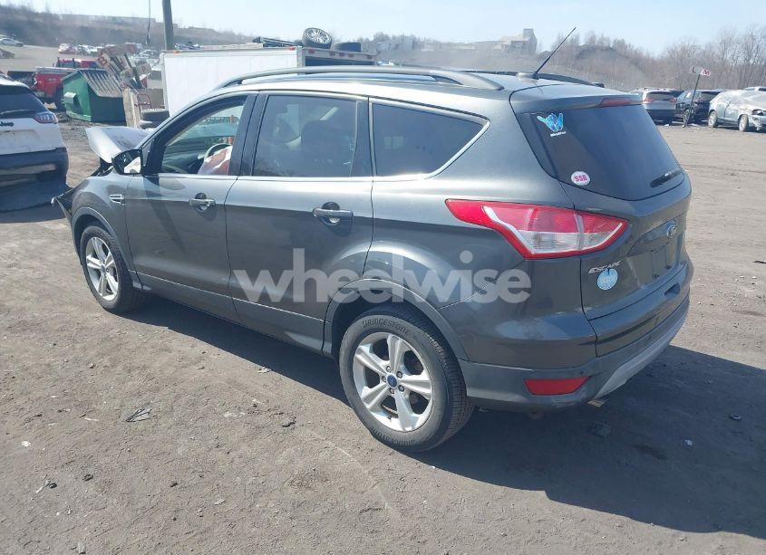 Photo 3 of 2015 Ford Escape SE (VIN 1FMCU9G90FUB15947)