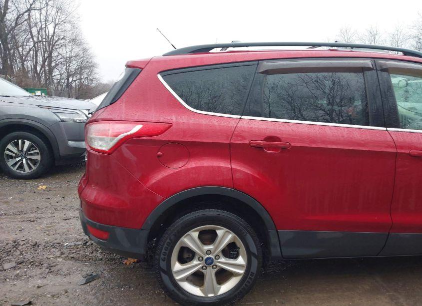 Photo 16 of 2015 Ford Escape SE (VIN 1FMCU9G90FUC11321)
