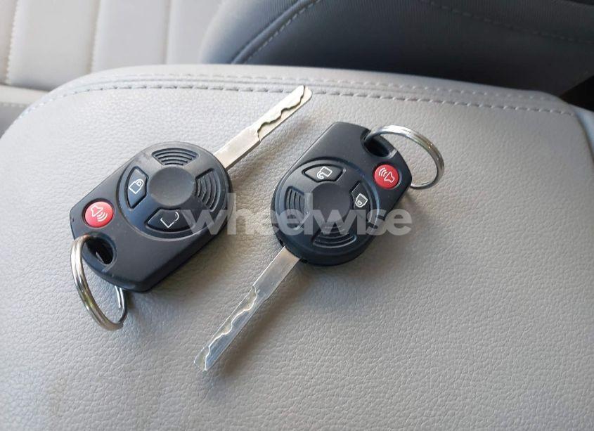 Photo 11 of 2015 Ford Escape SE (VIN 1FMCU9G90FUC29088)