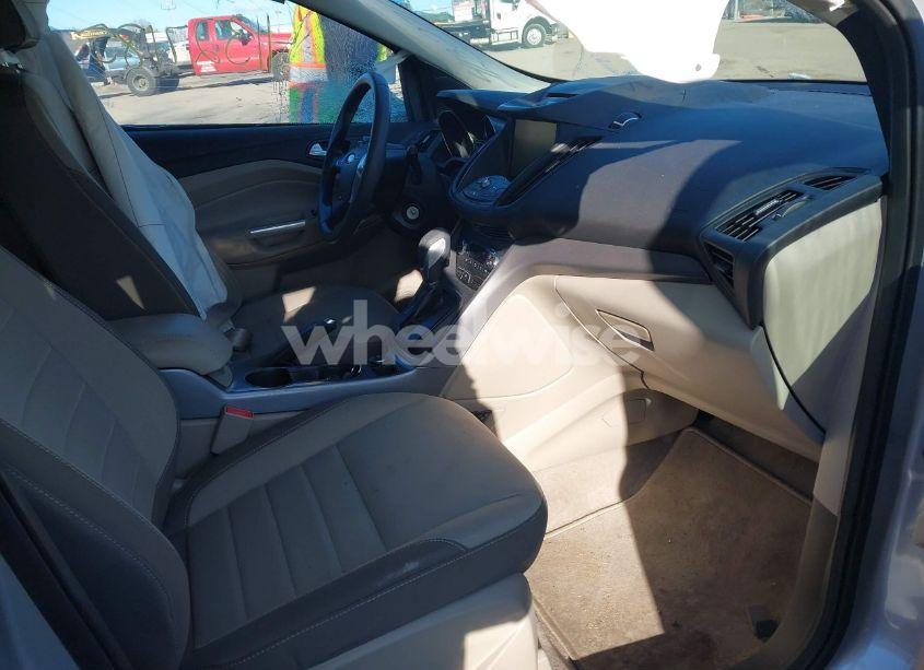 Photo 5 of 2015 Ford Escape SE (VIN 1FMCU9G90FUC29088)