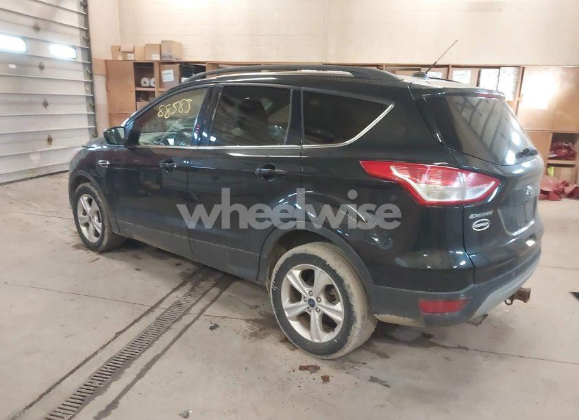 Photo 3 of 2015 Ford Escape SE (VIN 1FMCU9G90FUC33237)