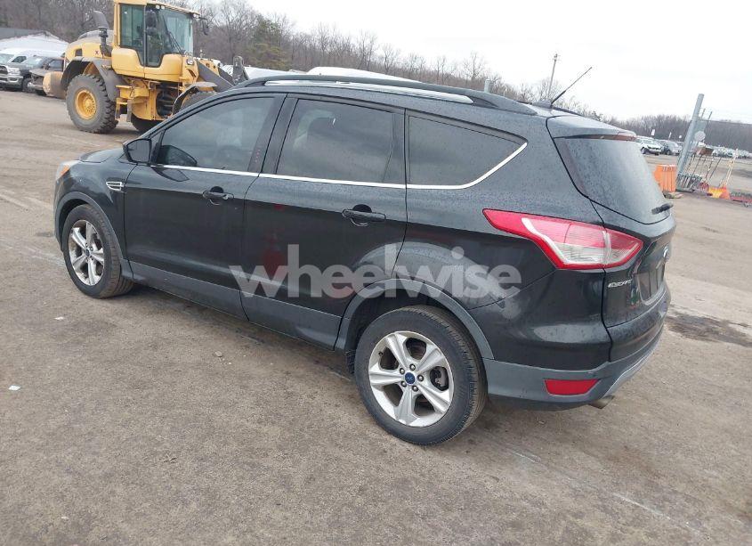 Photo 3 of 2015 Ford Escape SE (VIN 1FMCU9G90FUC66187)