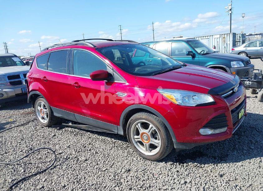 2015 Ford Escape SE (VIN 1FMCU9G90FUC80476) main photo