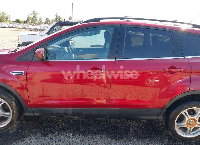 Photo 14 of 2015 Ford Escape SE (VIN 1FMCU9G90FUC80476)