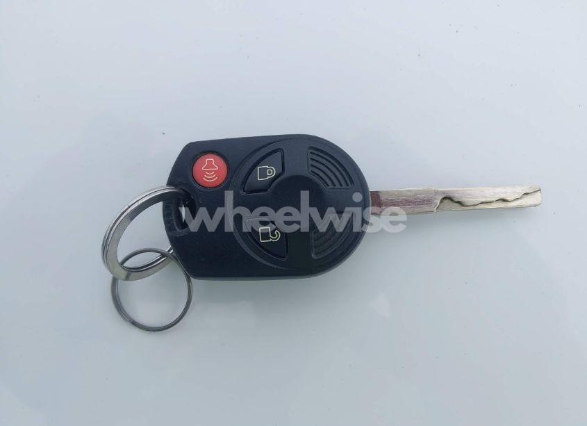 Photo 11 of 2016 Ford Escape SE (VIN 1FMCU9G90GUA77489)