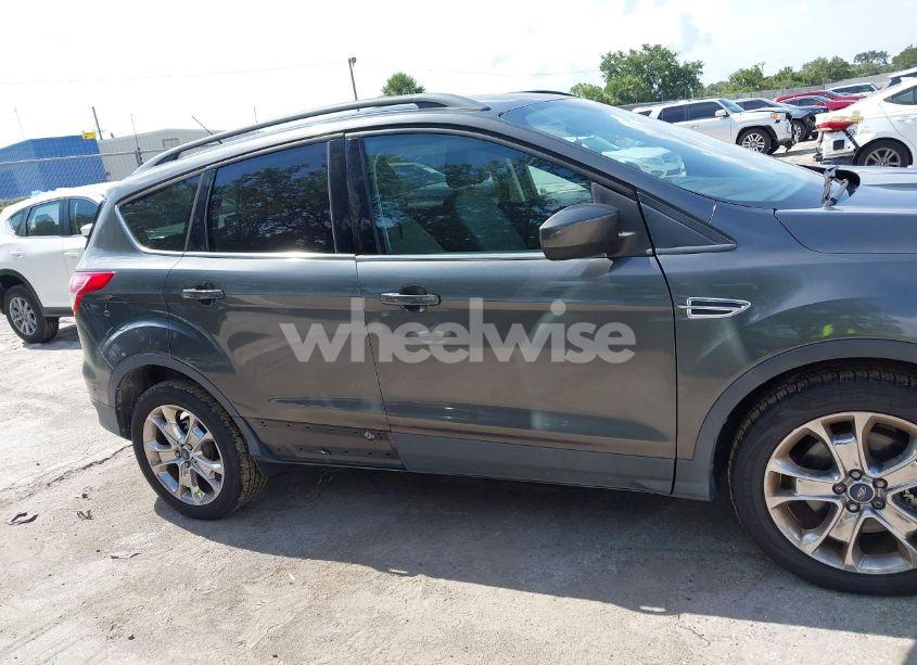 Photo 6 of 2016 Ford Escape SE (VIN 1FMCU9G90GUB05307)