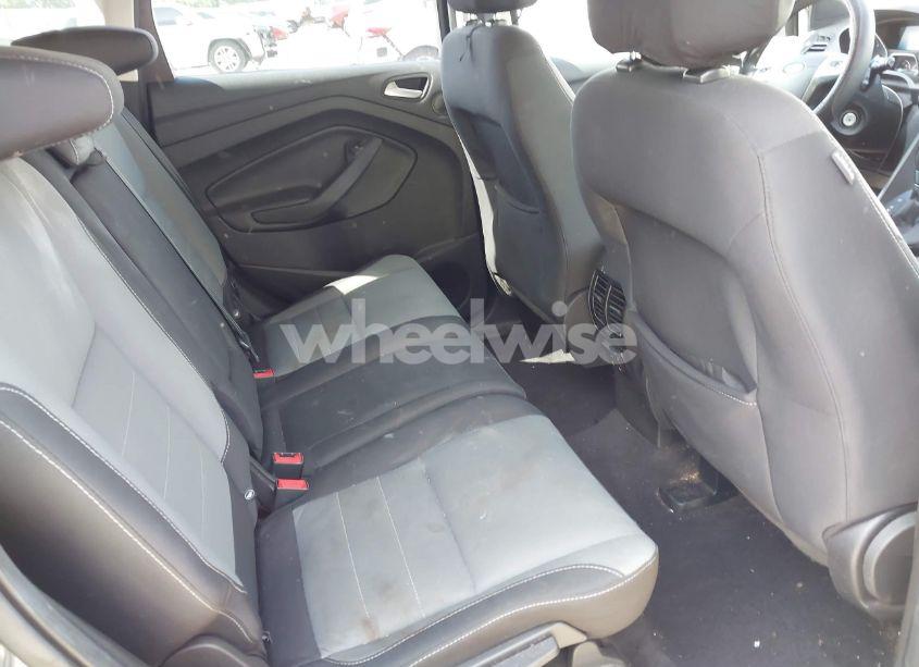 Photo 8 of 2016 Ford Escape SE (VIN 1FMCU9G90GUB05307)