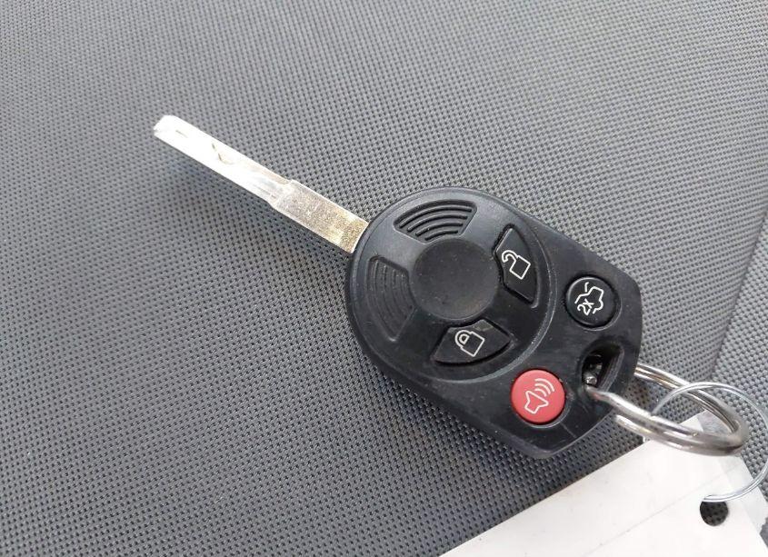 Photo 11 of 2016 Ford Escape SE (VIN 1FMCU9G90GUB28201)