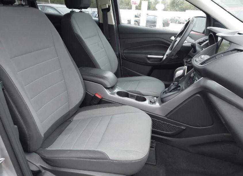 Photo 5 of 2016 Ford Escape SE (VIN 1FMCU9G90GUB28201)