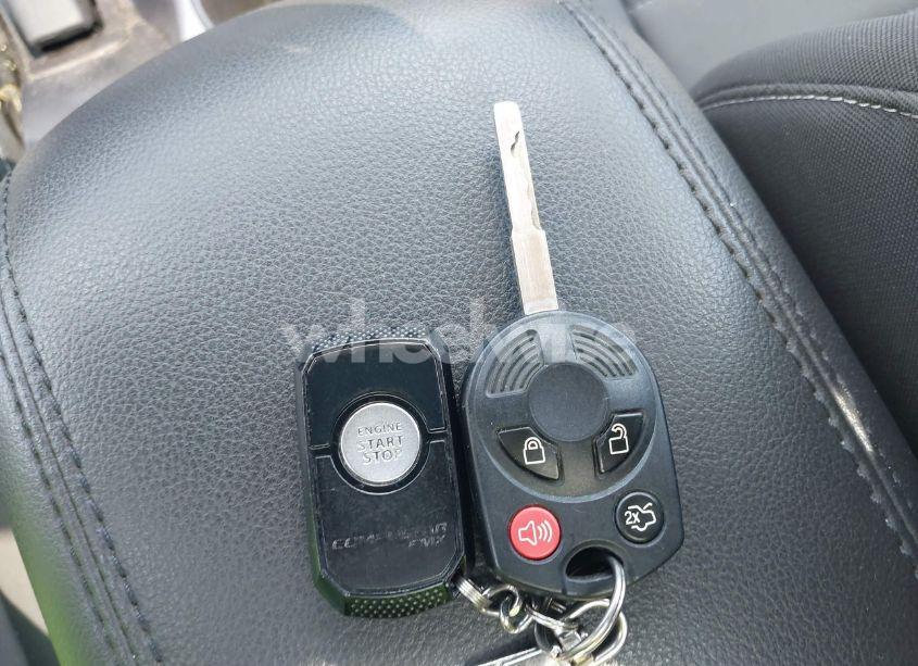 Photo 11 of 2016 Ford Escape SE (VIN 1FMCU9G90GUB28618)